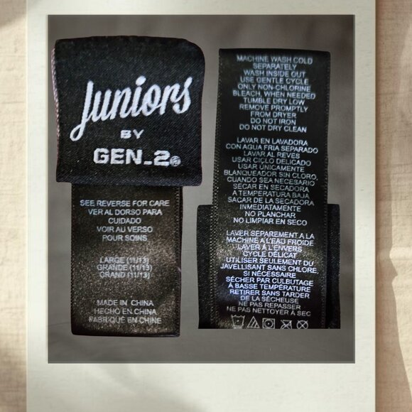 Ohio State Buckeyes Red Sweatshirt | Size L Juniors - Picture 5 of 5